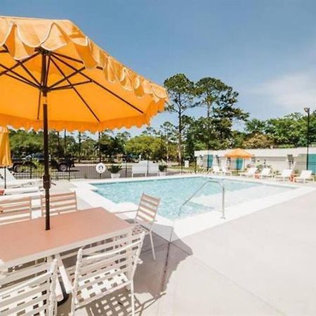 Gulf Shores Getaway Steps Away From The Pool! Екстериор снимка