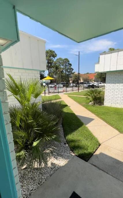 Gulf Shores Getaway Steps Away From The Pool! Екстериор снимка