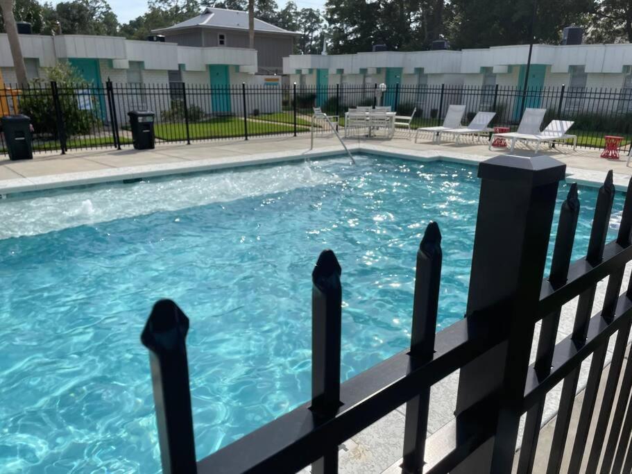 Gulf Shores Getaway Steps Away From The Pool! Екстериор снимка