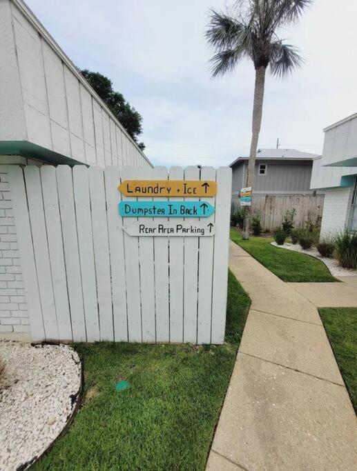 Gulf Shores Getaway Steps Away From The Pool! Екстериор снимка